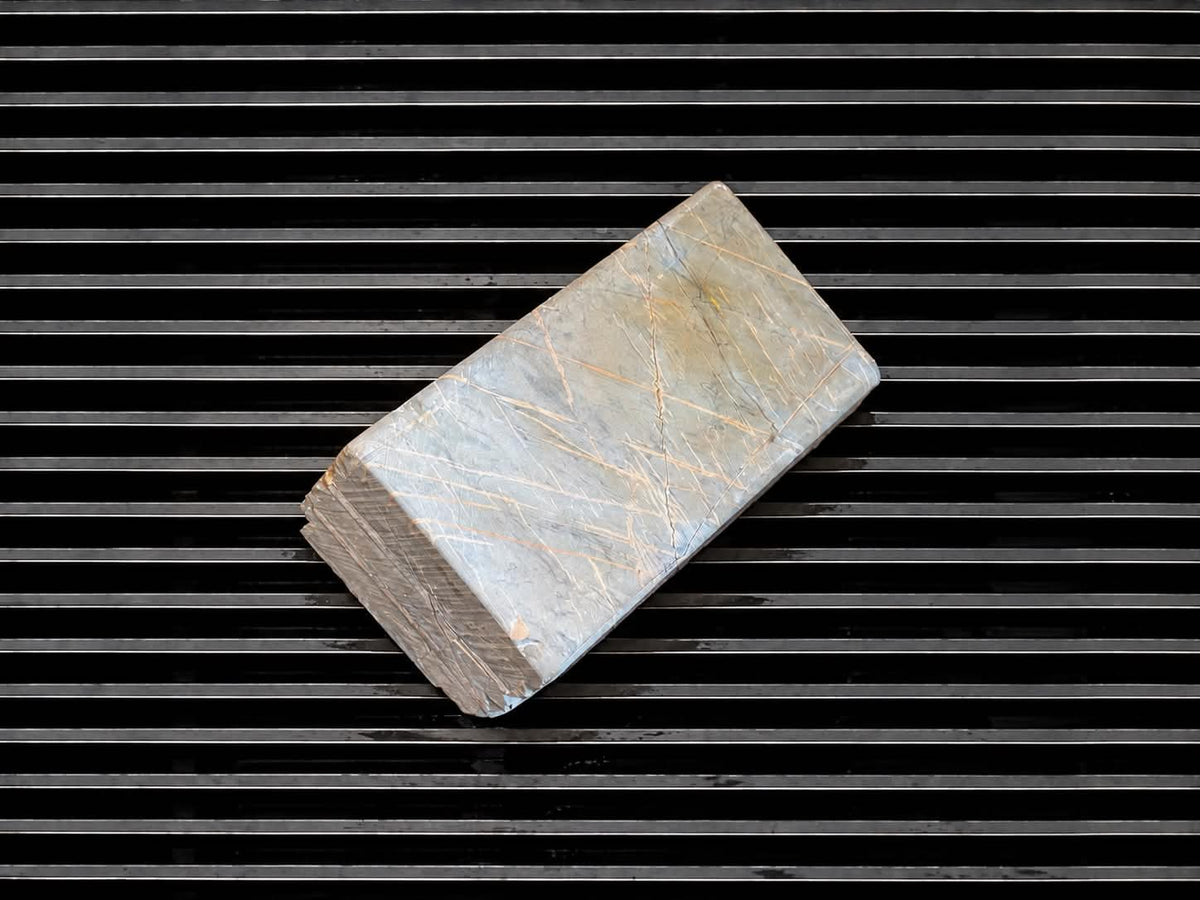 Shohonyama Awasedo Namazu Suminigashi--Japanese Natural Whetstone