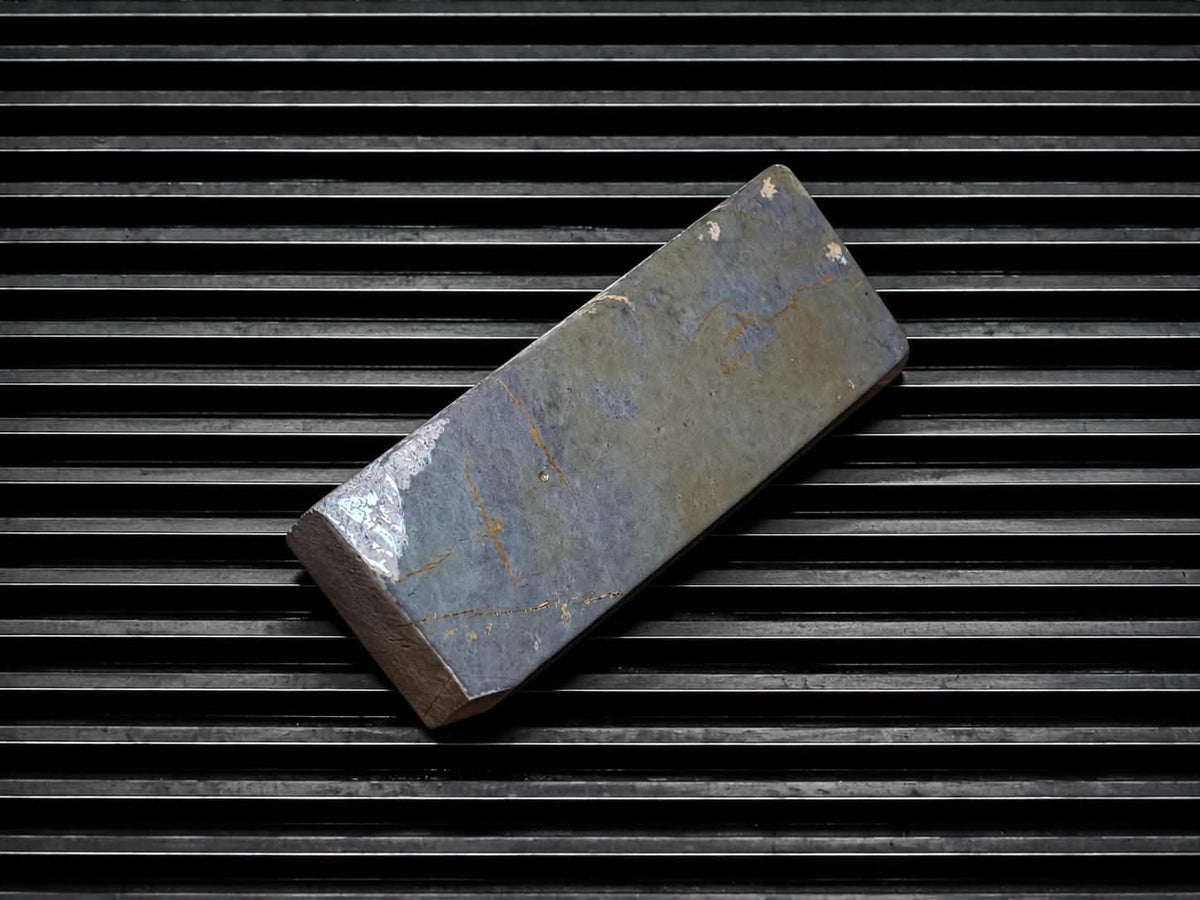 Ohira Uchigomori  Hato--Japanese Natural Whetstone