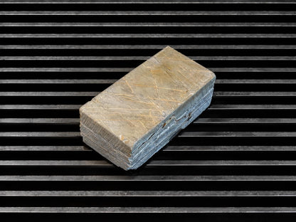 Shohonyama Awasedo Namazu Suminigashi--Japanese Natural Whetstone