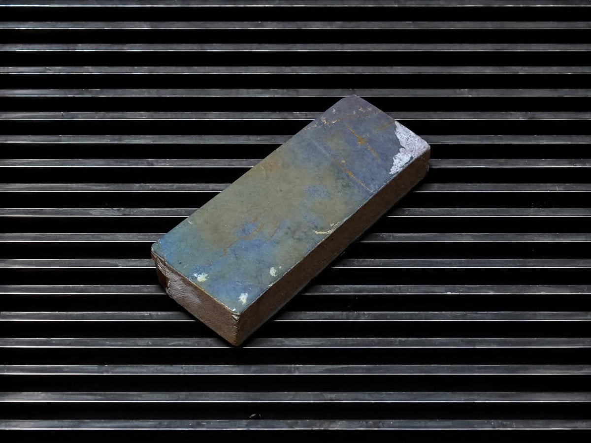 Ohira Uchigomori  Hato--Japanese Natural Whetstone