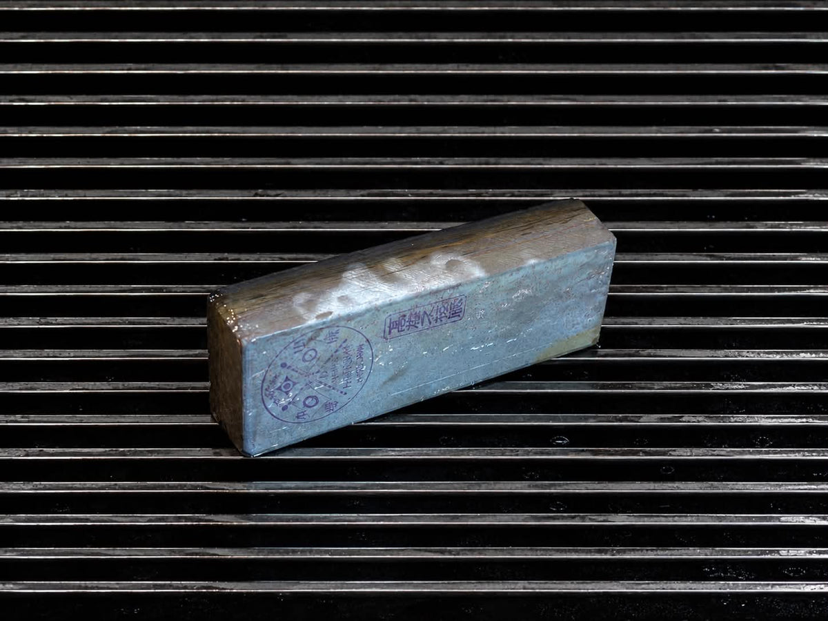 Takao Renge Suita Karasu Hatanaka --Japanese Natural Whetstone