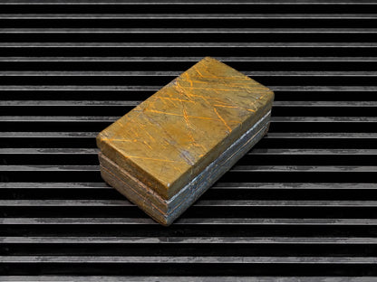 Shohonyama Awasedo Namazu Suminigashi--Japanese Natural Whetstone